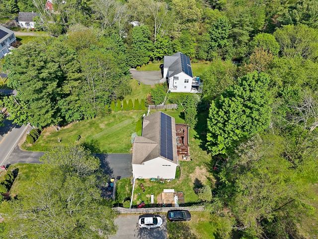 96 Central St, Abington, MA 02351