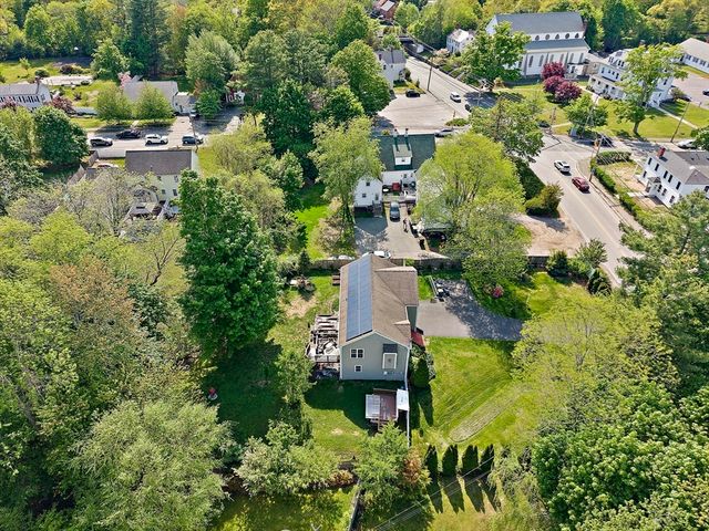 96 Central St, Abington, MA 02351