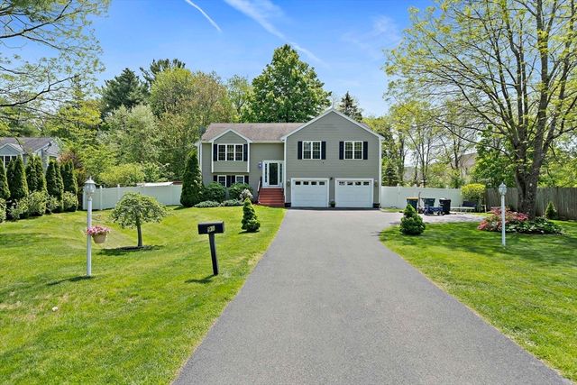 96 Central St, Abington, MA 02351