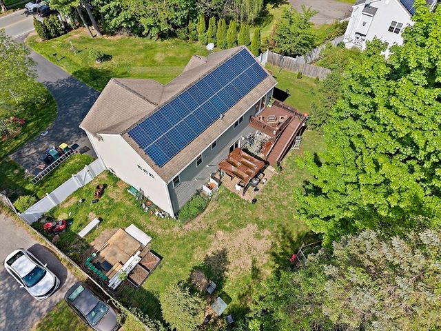 96 Central St, Abington, MA 02351