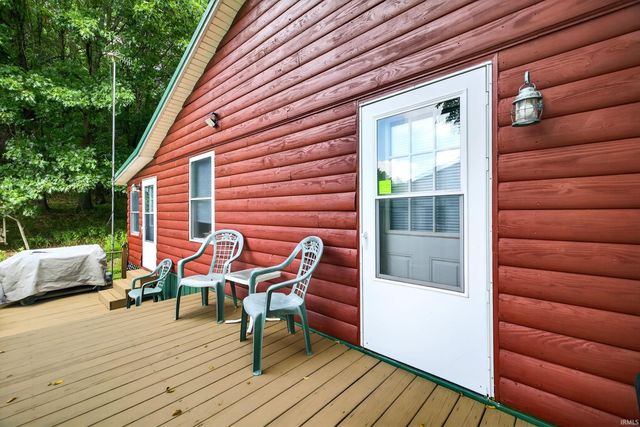 6257 E Calvertville Road, Bloomfield, IN 47424