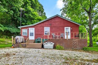 6257 E Calvertville Road, Bloomfield, IN 47424