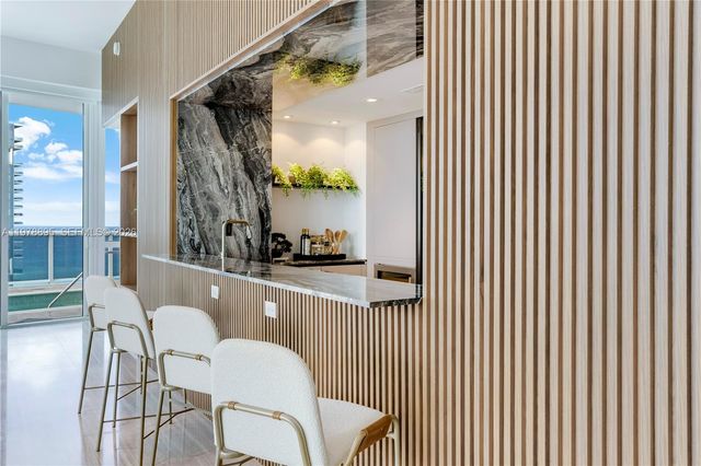 18201 E Collins Ave TS1, Sunny Isles Beach, FL 33160