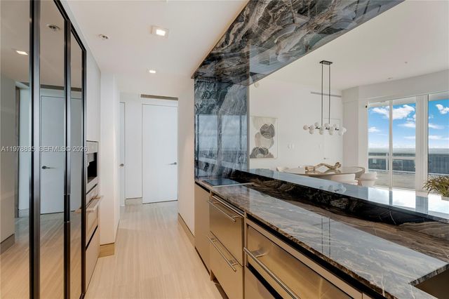 18201 E Collins Ave TS1, Sunny Isles Beach, FL 33160