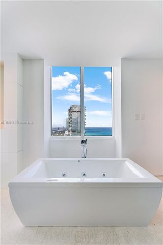 18201 E Collins Ave TS1, Sunny Isles Beach, FL 33160