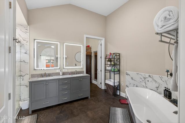 14087 Maddie Circle, D'iberville, MS 39540