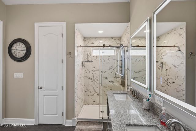 14087 Maddie Circle, D'iberville, MS 39540