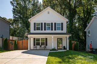 1209 Gaston Avenue, Gastonia, NC 28052