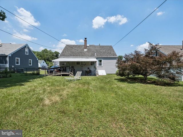 3428 MOUNT VERNON AVE, Brookhaven, PA 19015