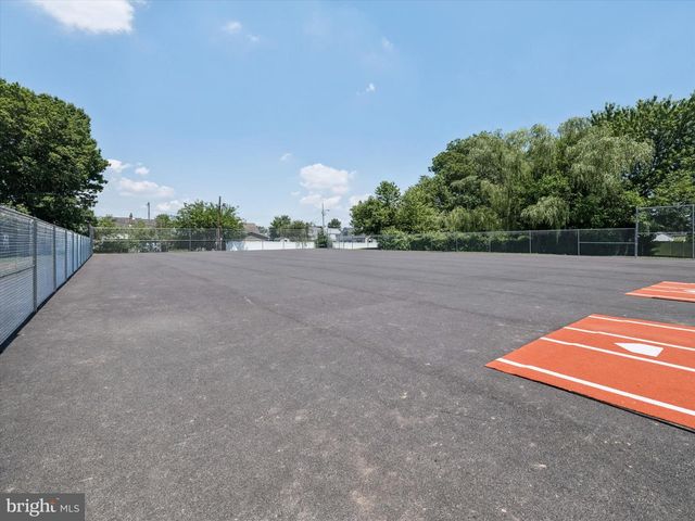 3428 MOUNT VERNON AVE, Brookhaven, PA 19015