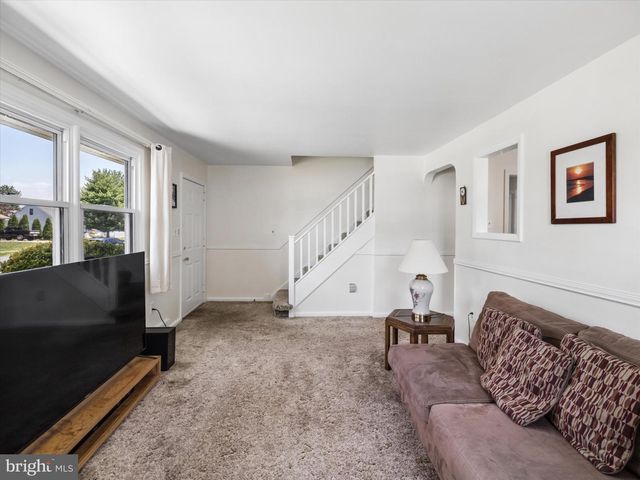 3428 MOUNT VERNON AVE, Brookhaven, PA 19015