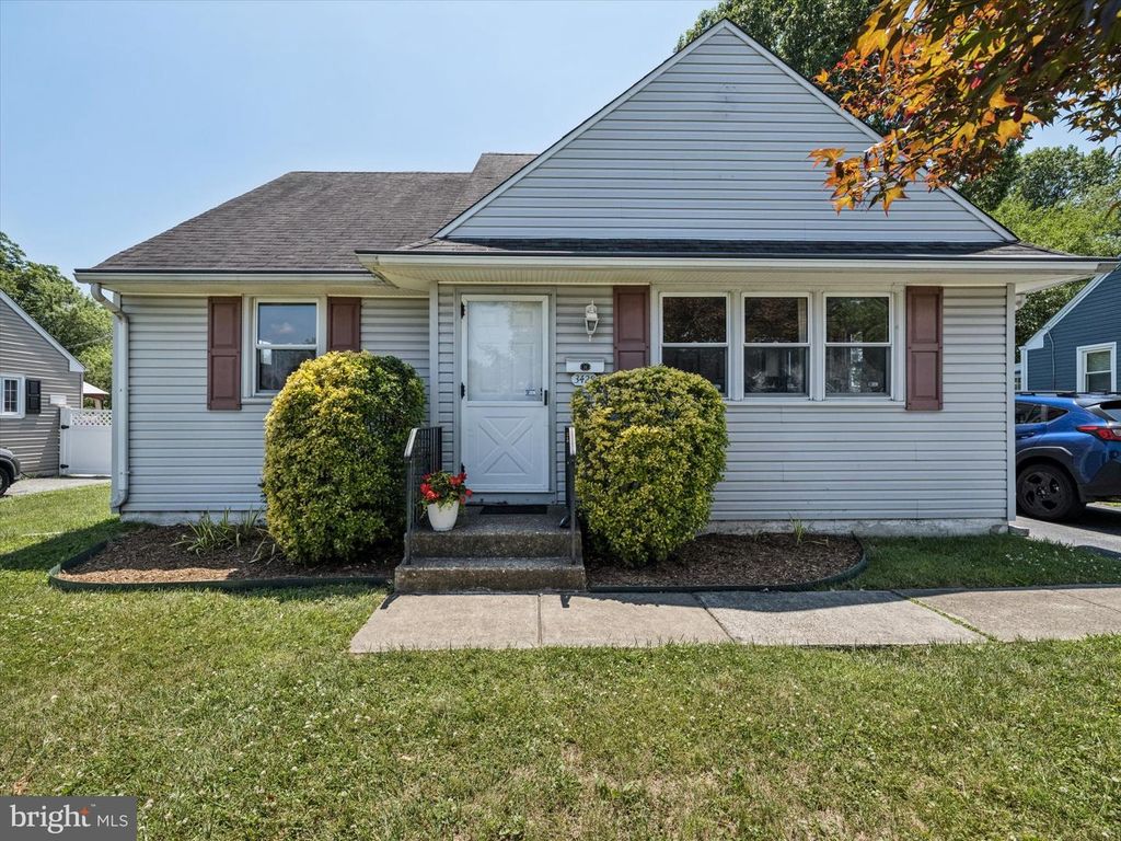 3428 MOUNT VERNON AVE, Brookhaven, PA 19015