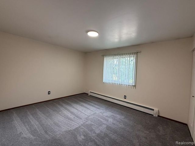 19585 Masonic Boulevard 21, Roseville, MI 48066