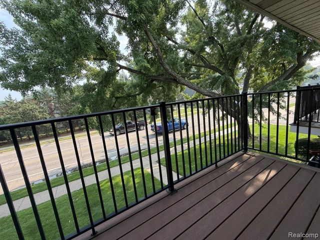 19585 Masonic Boulevard 21, Roseville, MI 48066