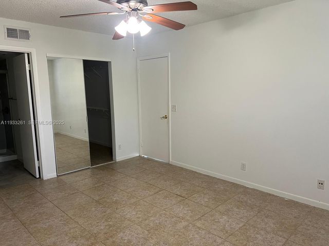 8821 Wiles Rd 306, Coral Springs, FL 33067