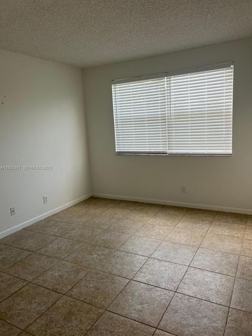 8821 Wiles Rd 306, Coral Springs, FL 33067