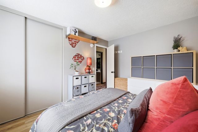 4361 Bear Path Trail, Eagan, MN 55122