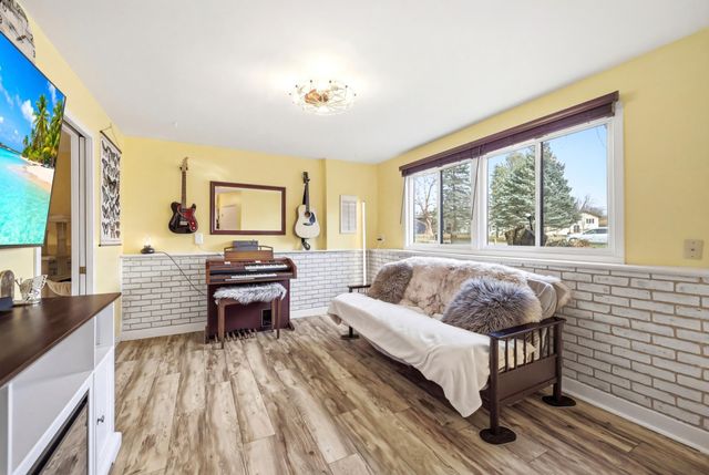 4361 Bear Path Trail, Eagan, MN 55122