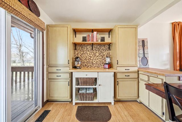 4361 Bear Path Trail, Eagan, MN 55122