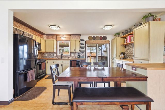 4361 Bear Path Trail, Eagan, MN 55122