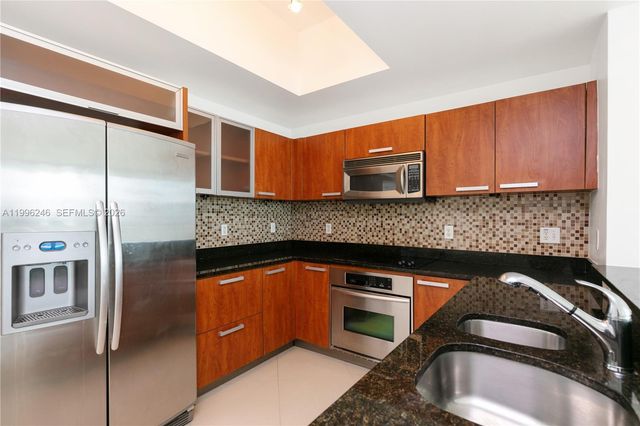 3131 NE 188th Street 21010, Aventura, FL 33180