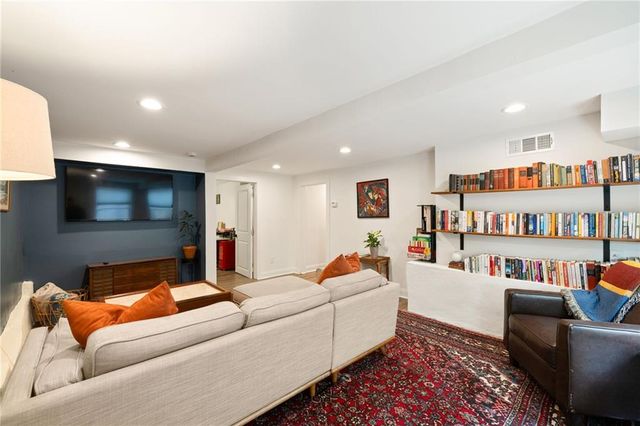 651 Hugh Street SW, Atlanta, GA 30310