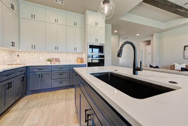 10420 SW 49th Street, Mustang, OK 73064