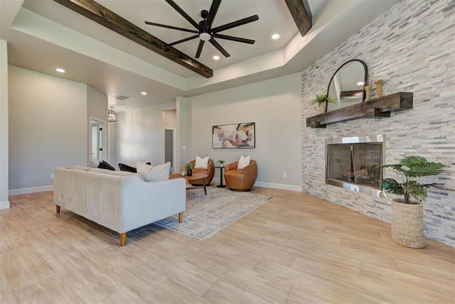 10420 SW 49th Street, Mustang, OK 73064