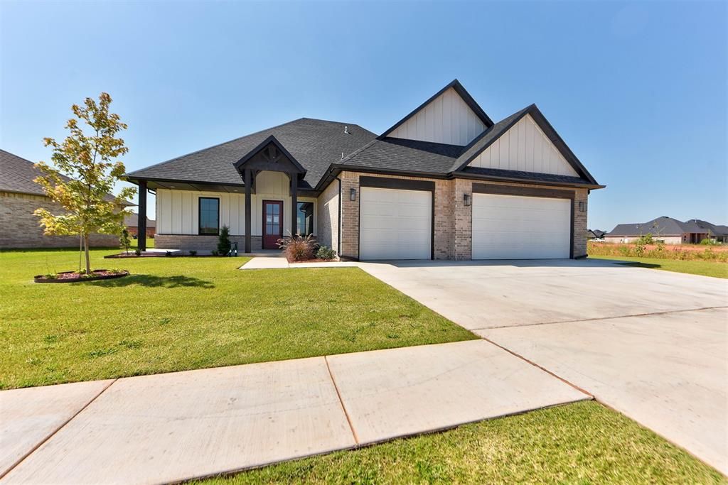 10420 SW 49th Street, Mustang, OK 73064