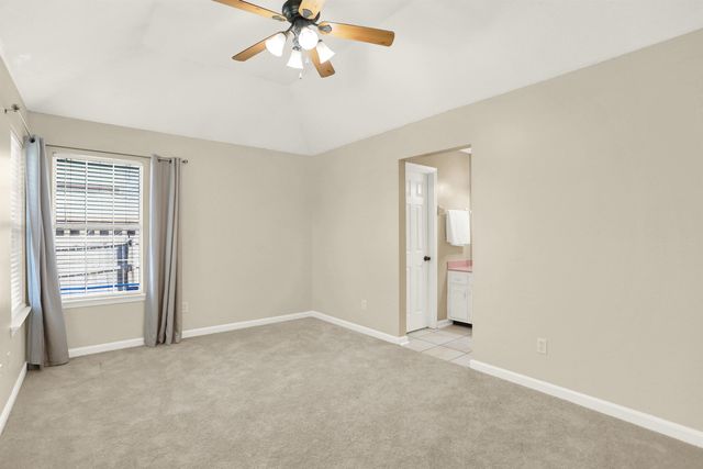 8394 PALM SPRINGS DR, Memphis, TN 38016