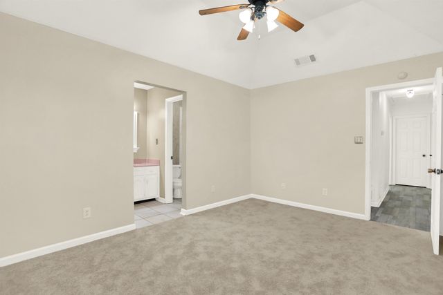 8394 PALM SPRINGS DR, Memphis, TN 38016