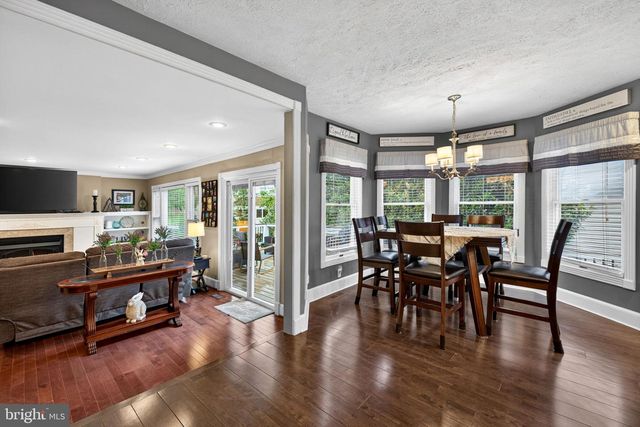 63 RUTHERFORD CIR, Sterling, VA 20165