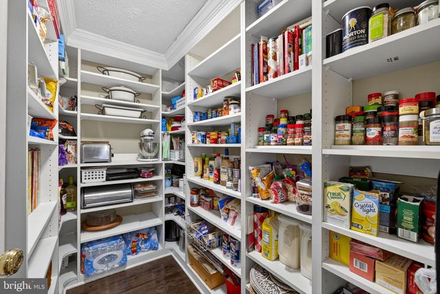 63 RUTHERFORD CIR, Sterling, VA 20165