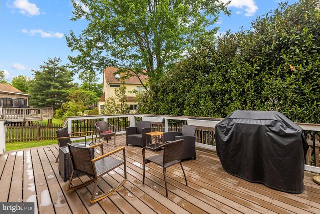 63 RUTHERFORD CIR, Sterling, VA 20165