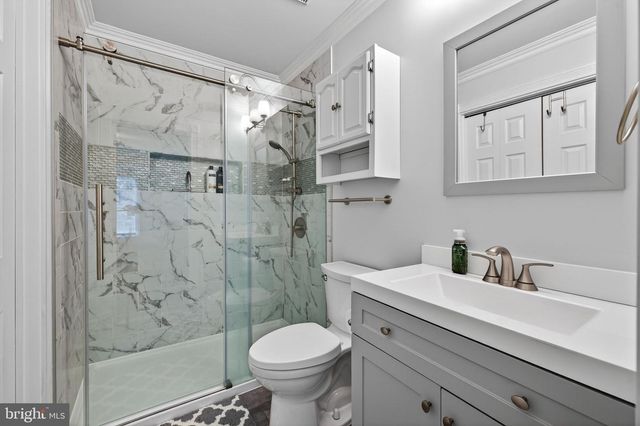 63 RUTHERFORD CIR, Sterling, VA 20165