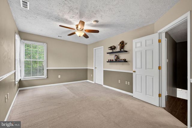 63 RUTHERFORD CIR, Sterling, VA 20165