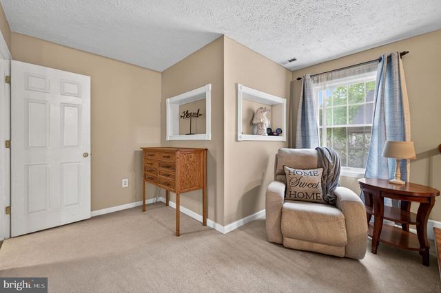 63 RUTHERFORD CIR, Sterling, VA 20165