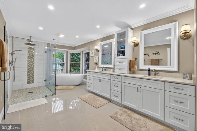 63 RUTHERFORD CIR, Sterling, VA 20165