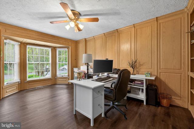 63 RUTHERFORD CIR, Sterling, VA 20165