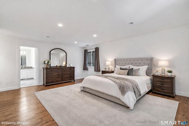 10 White Oak Farm Road, Newtown, CT 06470