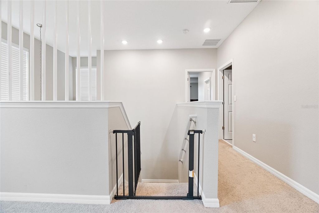 Image 34 of property listing at 15187 WILLOW ARBOR CIRCLE, Orlando, FL 32824