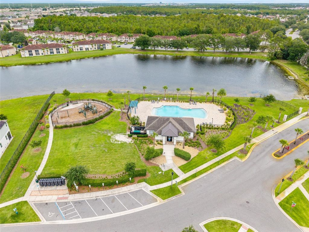 Image 54 of property listing at 15187 WILLOW ARBOR CIRCLE, Orlando, FL 32824