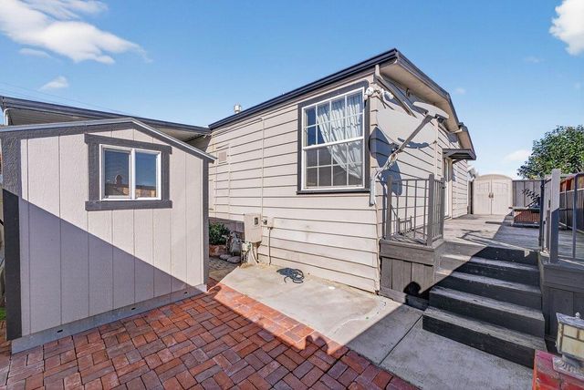 10 Pera Drive, Watsonville, CA 95076