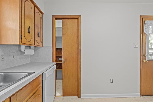 1010 W 54th Street, North Little Rock, AR 72118