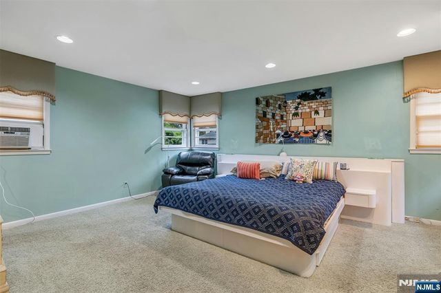 526 Rutland Avenue, Teaneck, NJ 07666