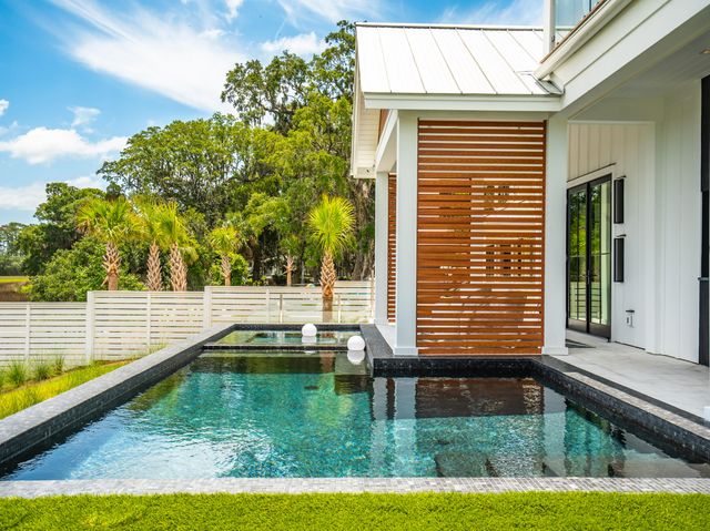 4017 Kaolin Street, Charleston, SC 29407