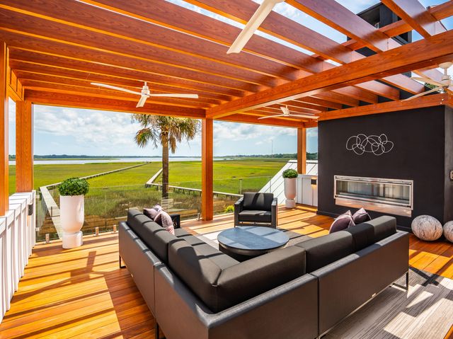 4017 Kaolin Street, Charleston, SC 29407