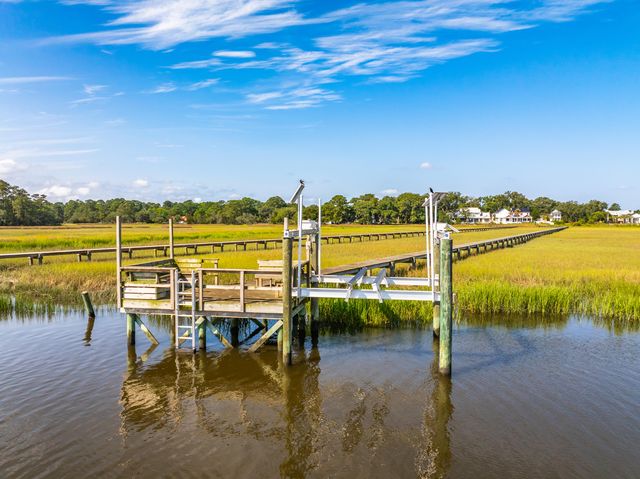 4017 Kaolin Street, Charleston, SC 29407