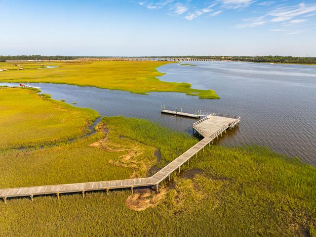 4017 Kaolin Street, Charleston, SC 29407