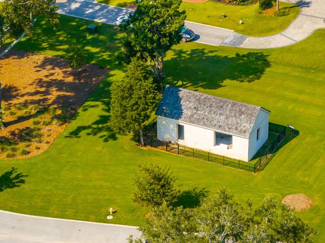 4017 Kaolin Street, Charleston, SC 29407